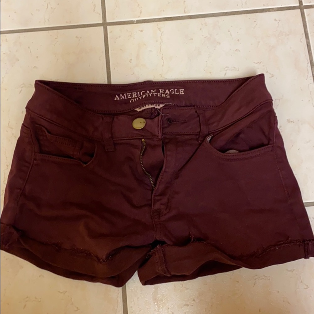 American eagle hi-rise shortie shorts maroon